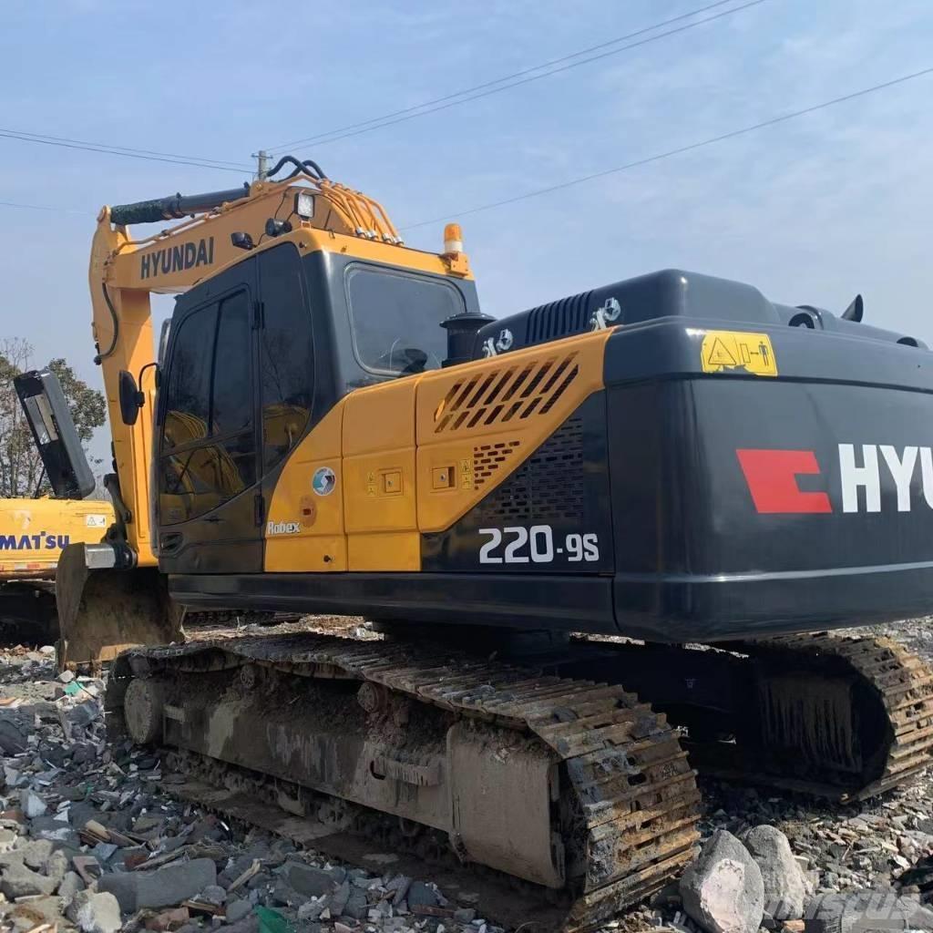 Hyundai 220LC-9S Bageri guseničari