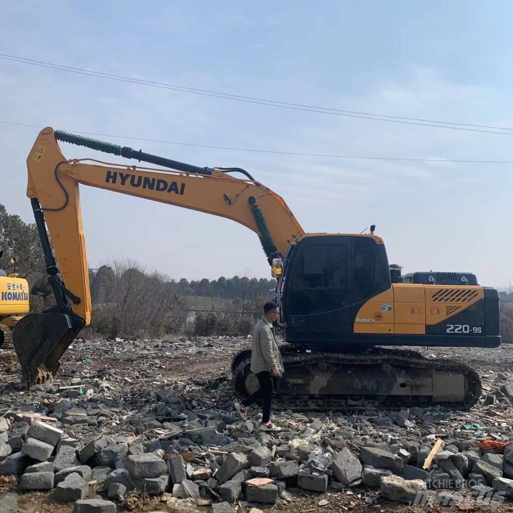Hyundai 220LC-9S Bageri guseničari