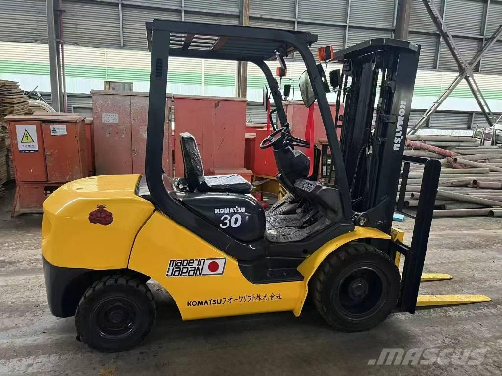 Komatsu FD 30 T-17 Dizelski viljuškari