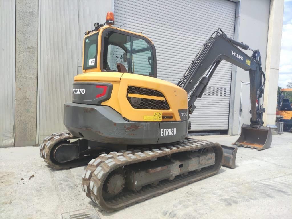 Volvo ECR 88 D Midi bageri 7t – 12t