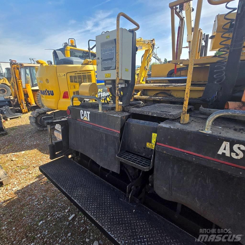 CAT AP 600 Asfaltni finišeri