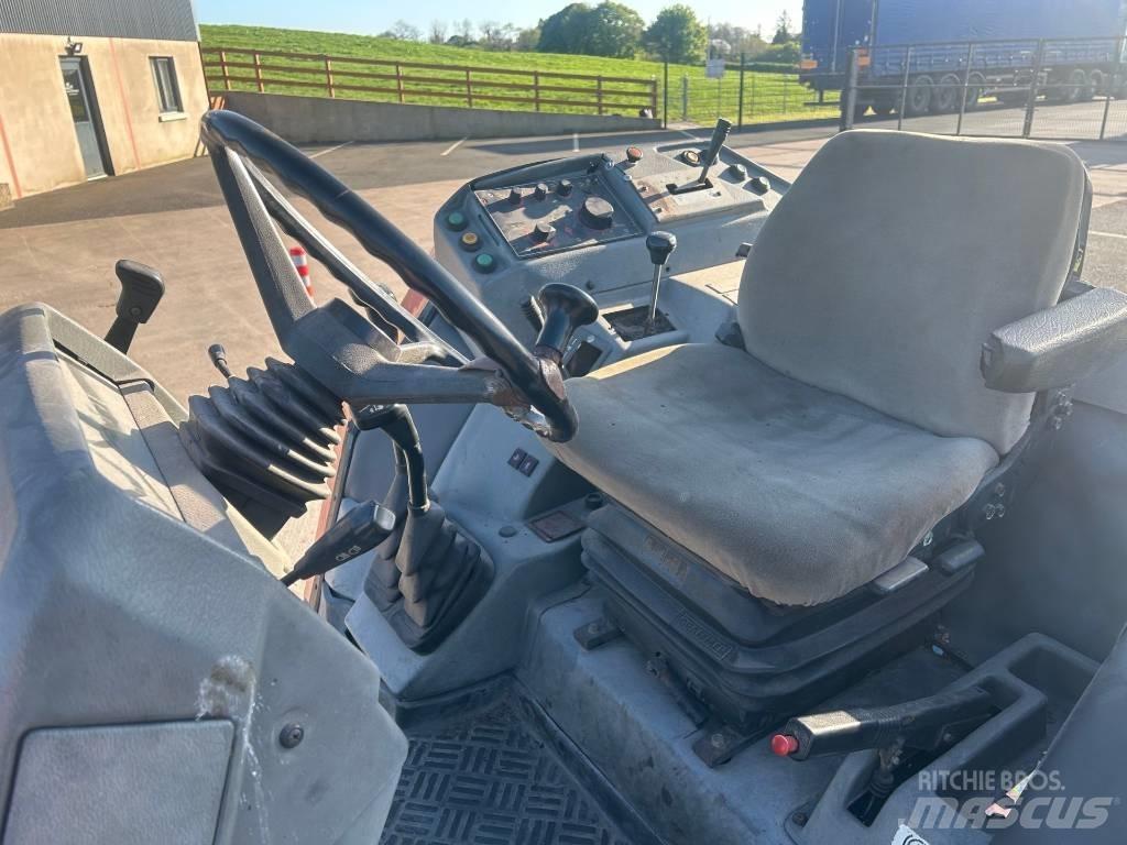 Massey Ferguson 3075 Traktori