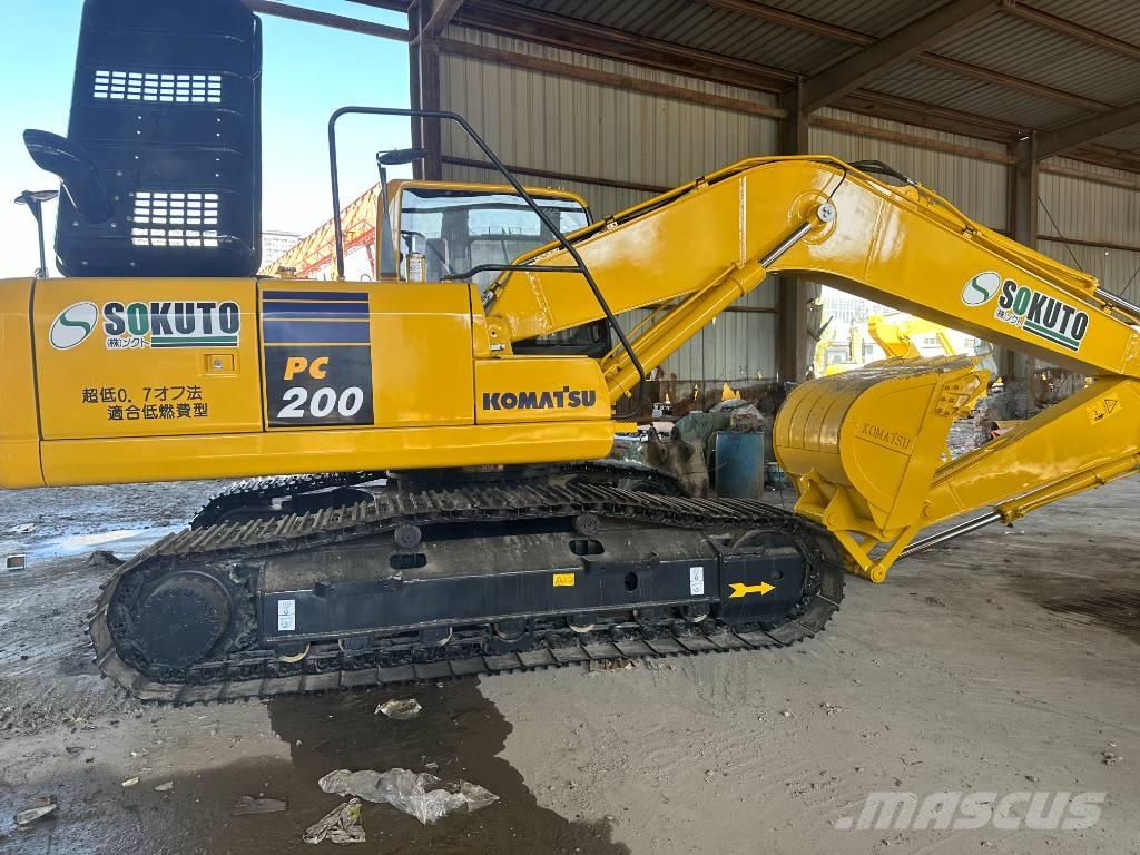 Komatsu PC 200-8 Midi bageri 7t – 12t