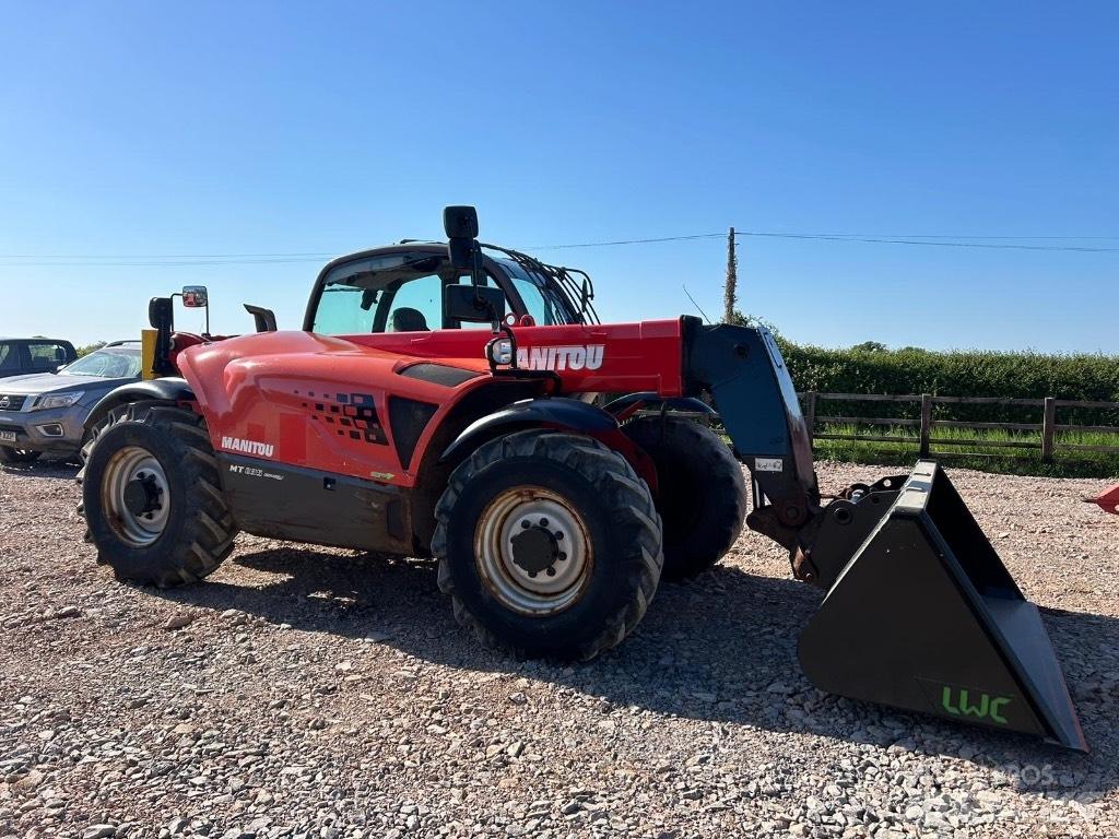 Manitou MT 835 Teleskopski viljuškari