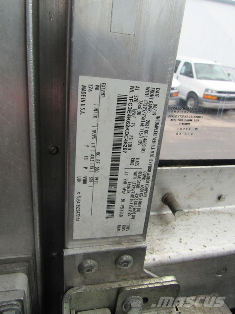 Ford E-450 Sanduk kamioni