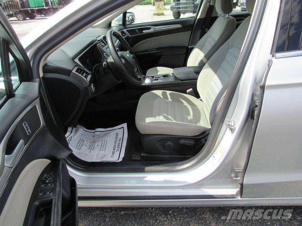 Ford Fusion Automobili
