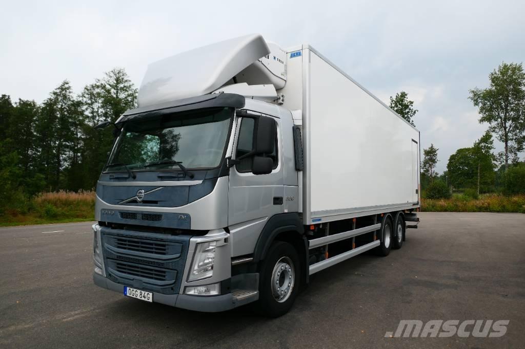 Volvo FM 330 6x2*4 Kamioni hladnjače