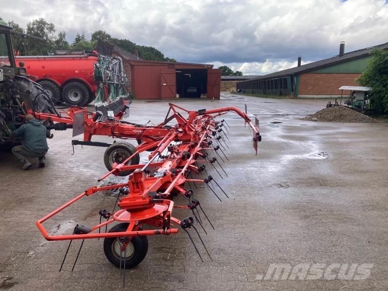 Kuhn GF 8702 T Okretači i sakupljači sena