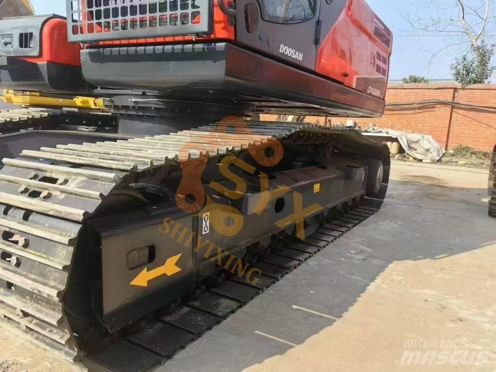 Doosan DX 225 LC Polovni bageri sa dugom rukom