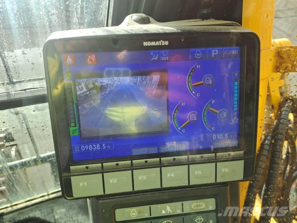 Komatsu PC490LC-11 Bageri guseničari