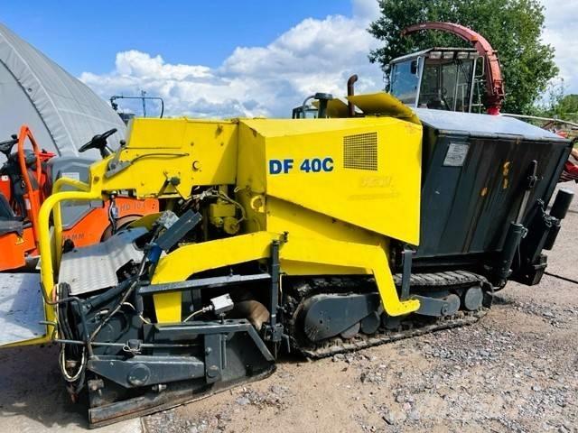 Demag DF 40 C Asfaltni finišeri