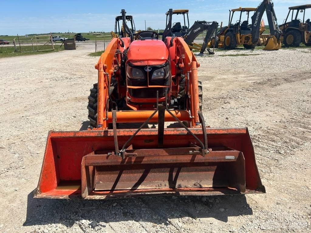 Kubota MX 5100 Traktori