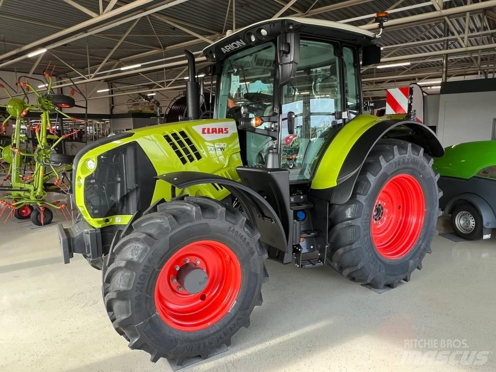 CLAAS Arion 530 Traktori