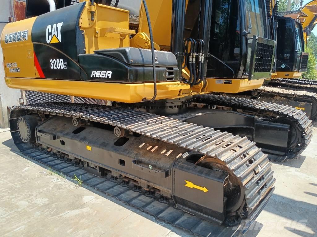 CAT 320D2 Bageri guseničari