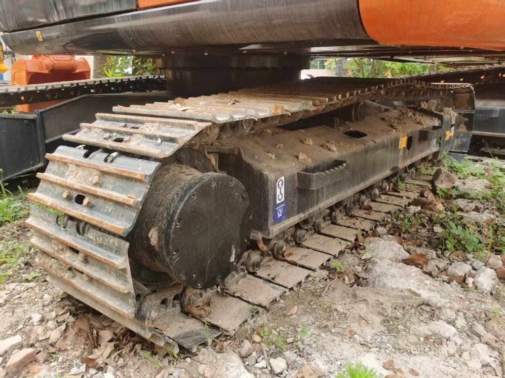 Hitachi ZX 120 Bageri guseničari