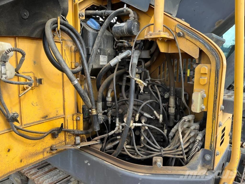 Volvo ECR145EL Bageri guseničari