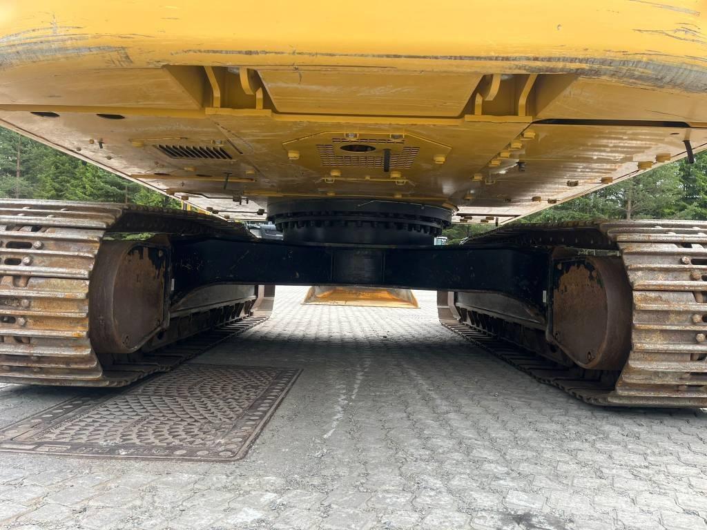 CAT 326 07A Next Gen Bageri guseničari