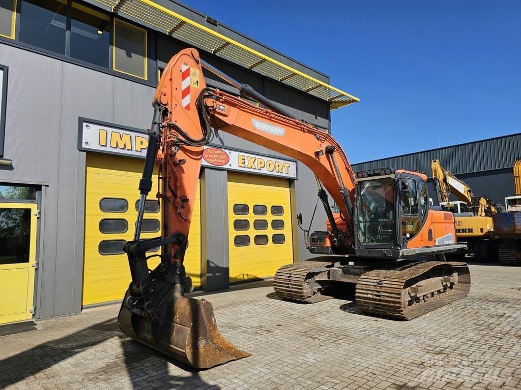 Doosan DX180LC Bageri guseničari
