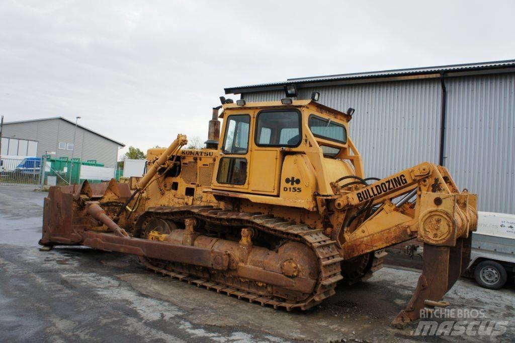 Komatsu D155A-1 Buldožeri