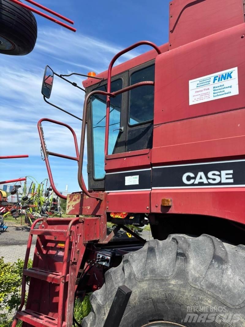 Case IH 1680 Axial Kombajni