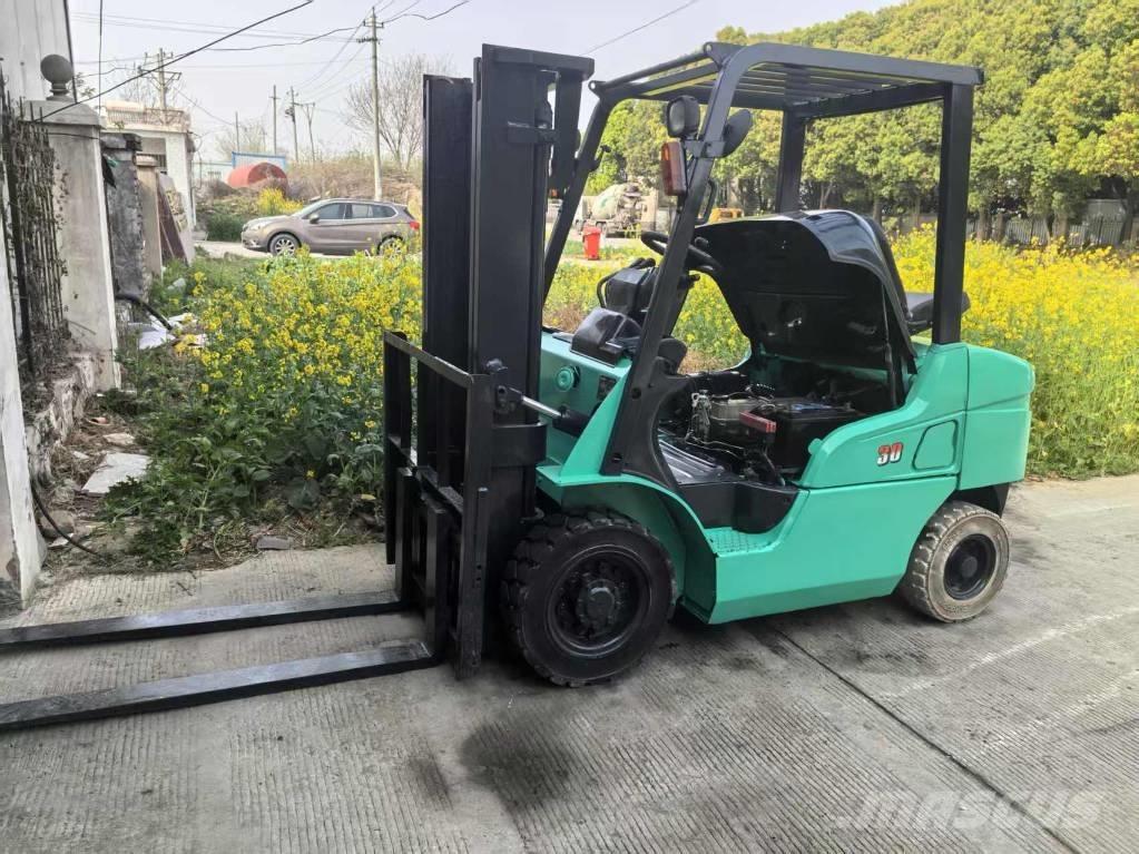 Mitsubishi 3t Dizelski viljuškari