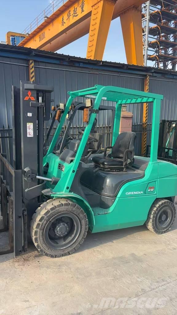 Mitsubishi 3t Dizelski viljuškari