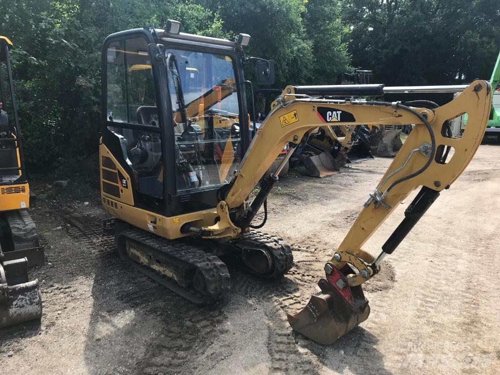 CAT 301.7 D Mini bageri < 7t