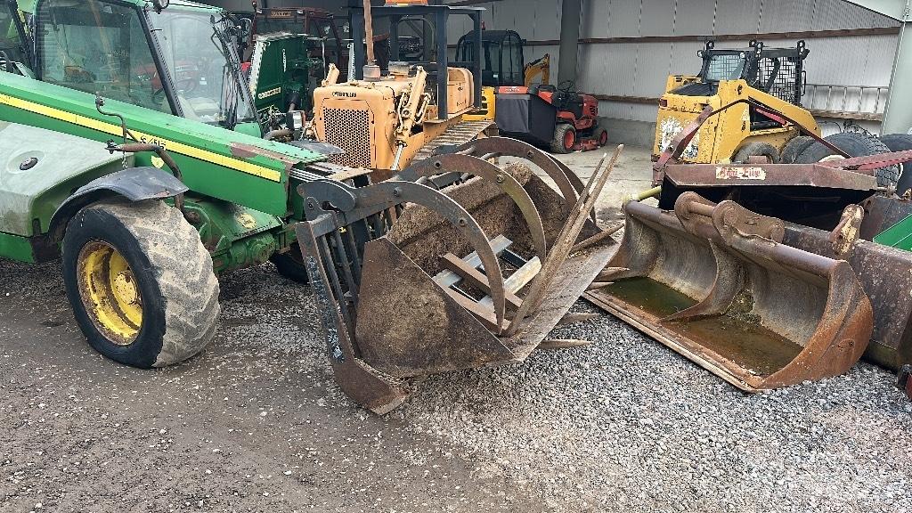 John Deere 3415 Teleskopski viljuškari