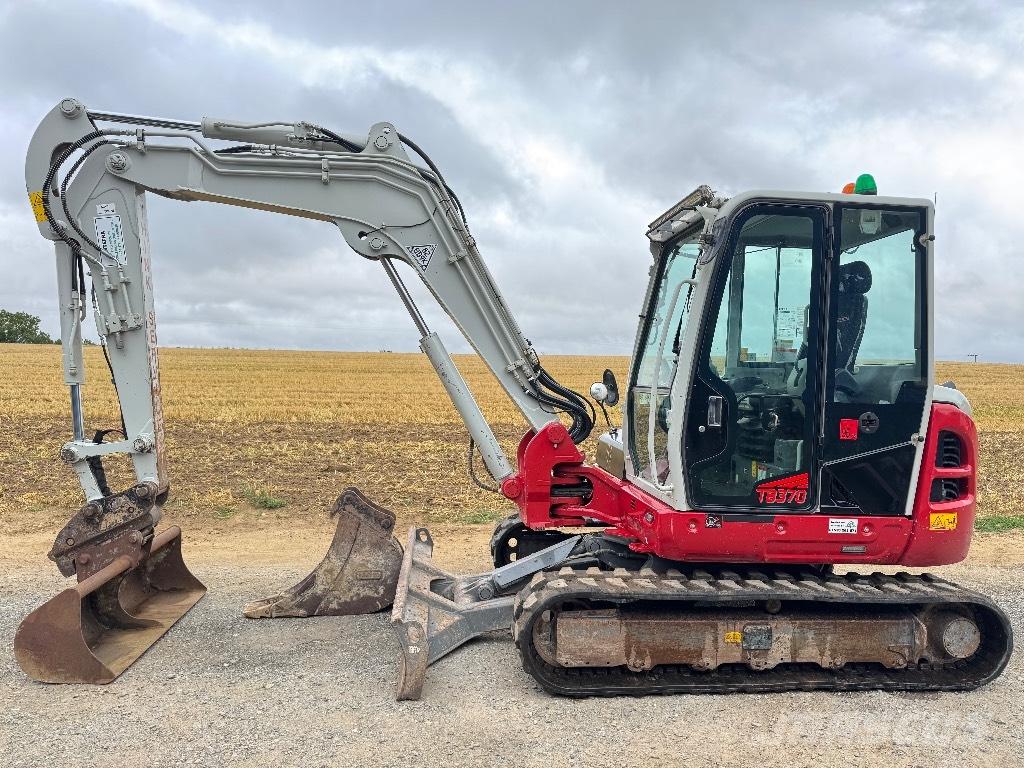 Takeuchi TB 370 Midi bageri 7t – 12t