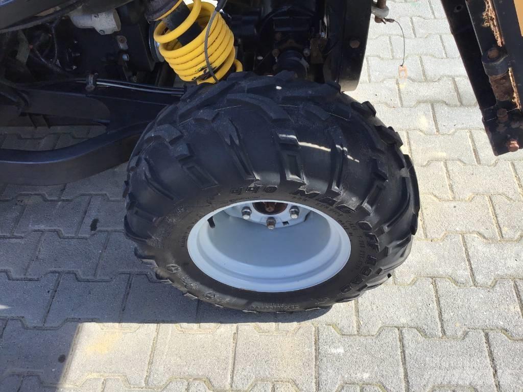 JCB Groundhog Kola za golf