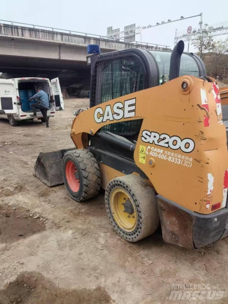 CASE SR200 Skid steer mini utovarivači