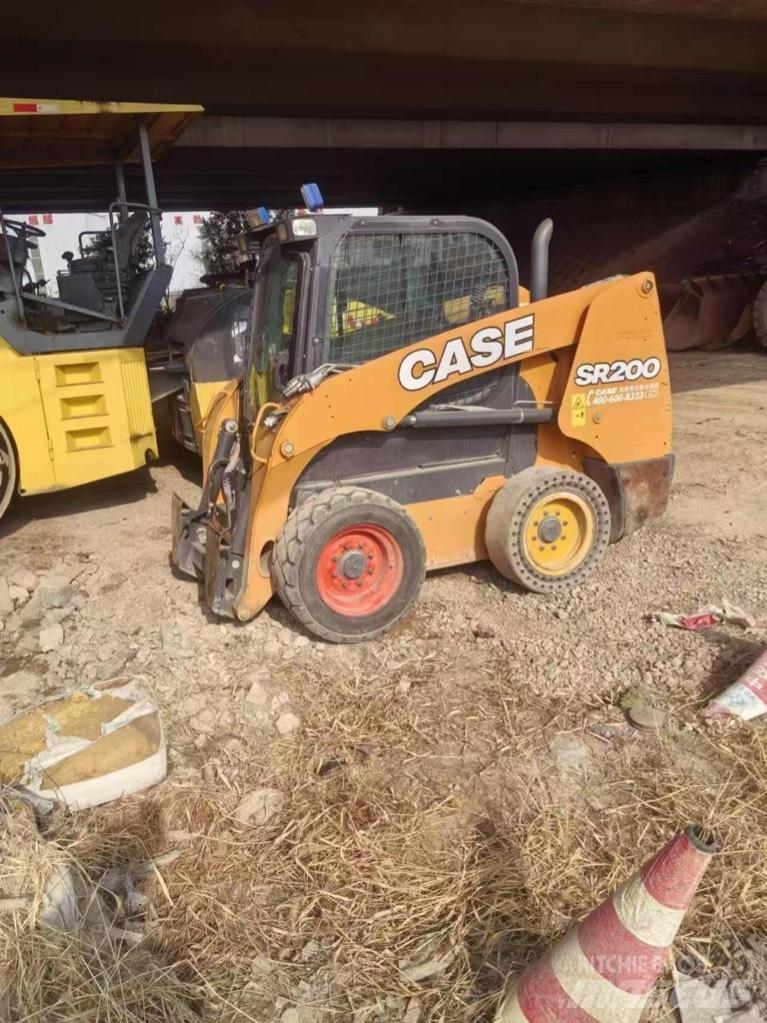 CASE SR200 Skid steer mini utovarivači