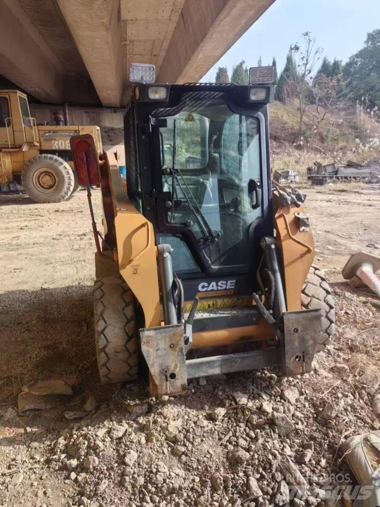 CASE SR200 Skid steer mini utovarivači
