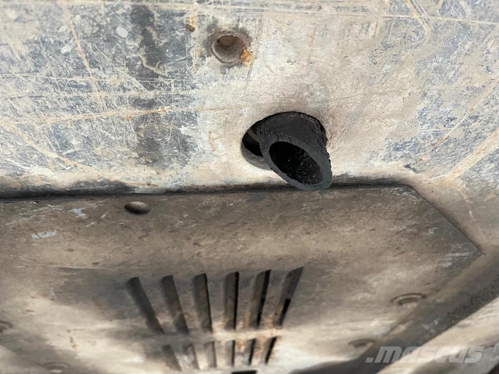 Hitachi ZX 300 LCN-7 Buldožeri guseničari