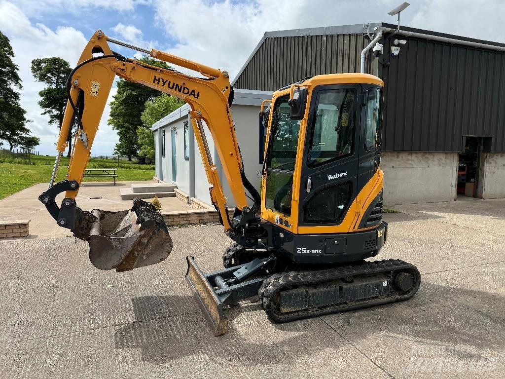 Hyundai R25Z-9 AK Mini bageri < 7t