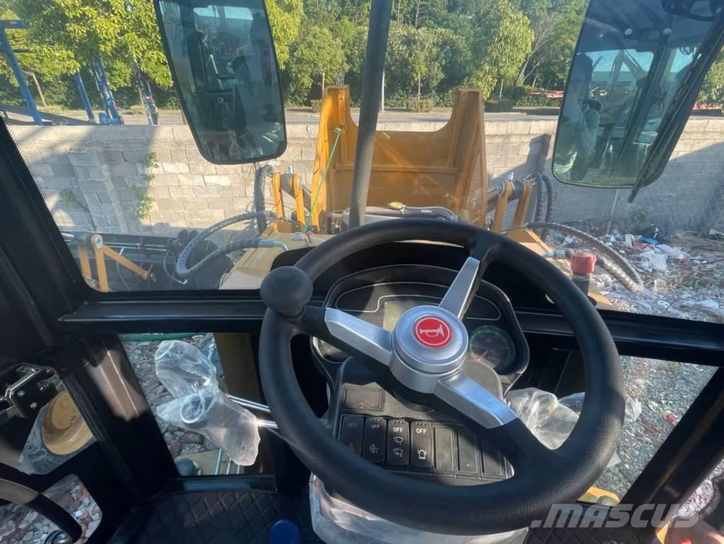 CAT 420F Rovokopači