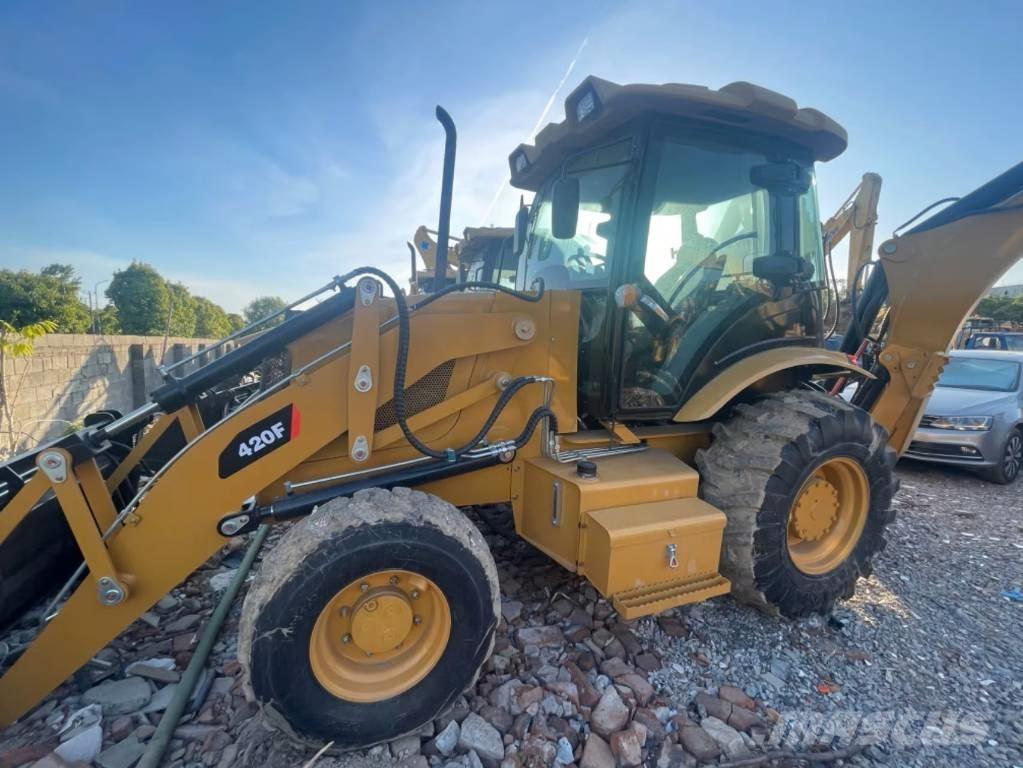 CAT 420F Rovokopači