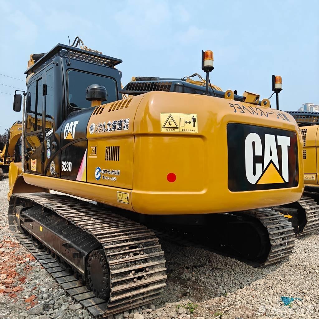 CAT 323D Bageri guseničari