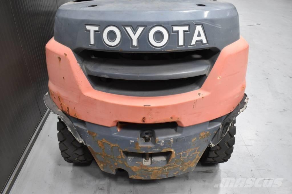 Toyota 40-8FD35N Dizelski viljuškari