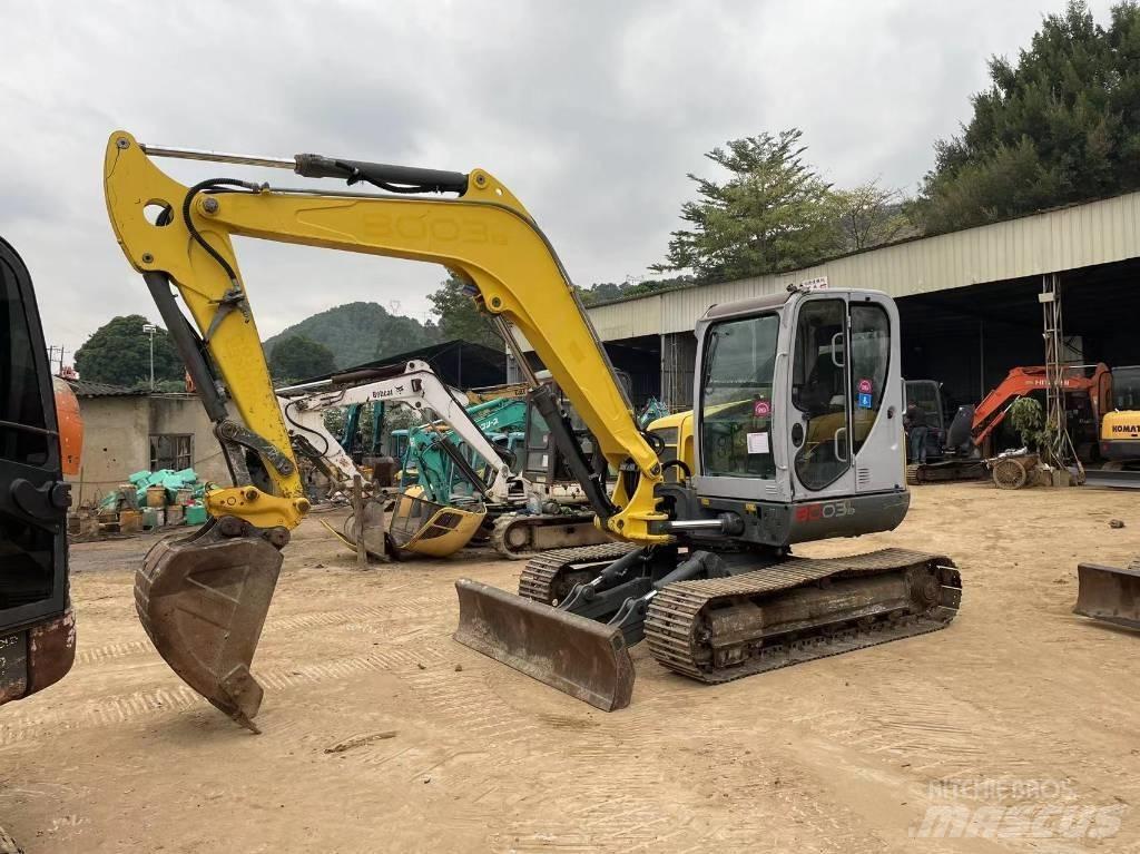 Wacker Neuson 8003 Midi bageri 7t – 12t