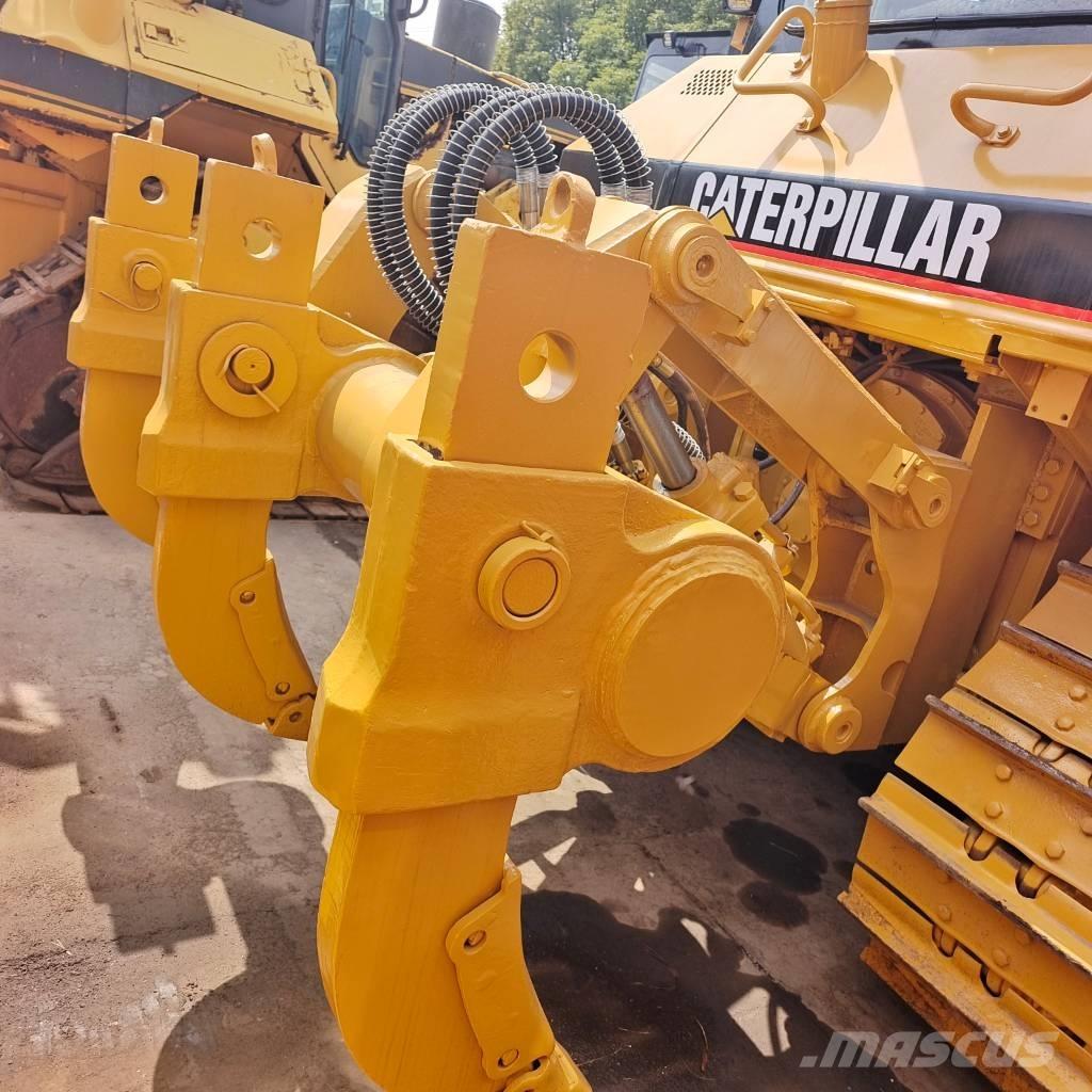 CAT D 6 R Buldožeri guseničari