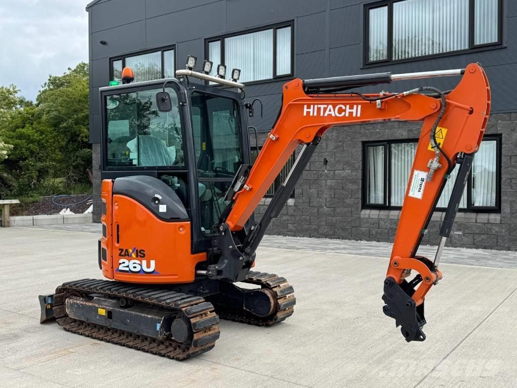 Hitachi ZX 26 U-6CLR Mini bageri < 7t