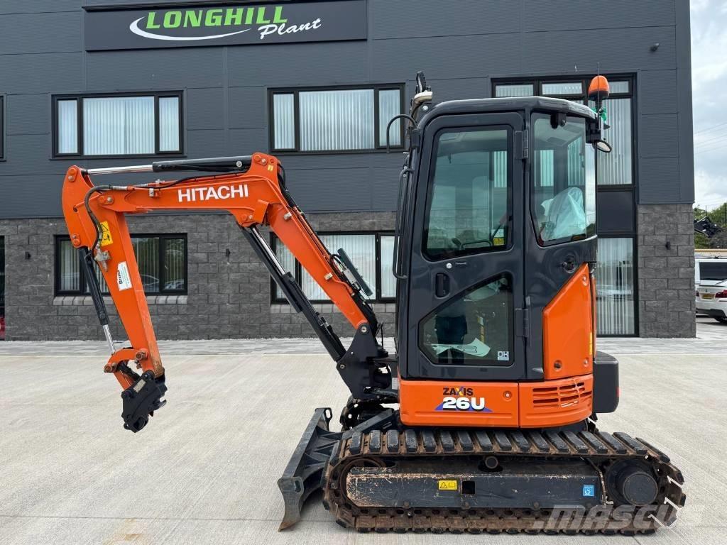 Hitachi ZX 26 U-6CLR Mini bageri < 7t