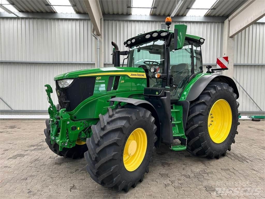 John Deere 6R 215 Traktori