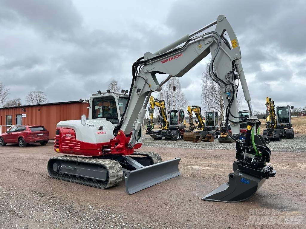 Takeuchi TB290 Midi bageri 7t – 12t