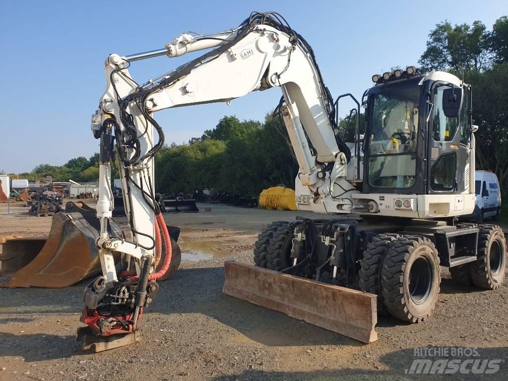 Komatsu PW118MR-11 Bageri točkaši