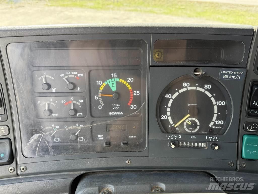 Scania R144 6X2 Rol kiper kamioni sa kukom za podizanje tereta