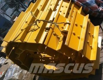 Komatsu D155A-6 Gusenice za građevinarstvo