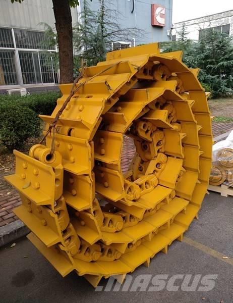 Komatsu D155A-6 Gusenice za građevinarstvo