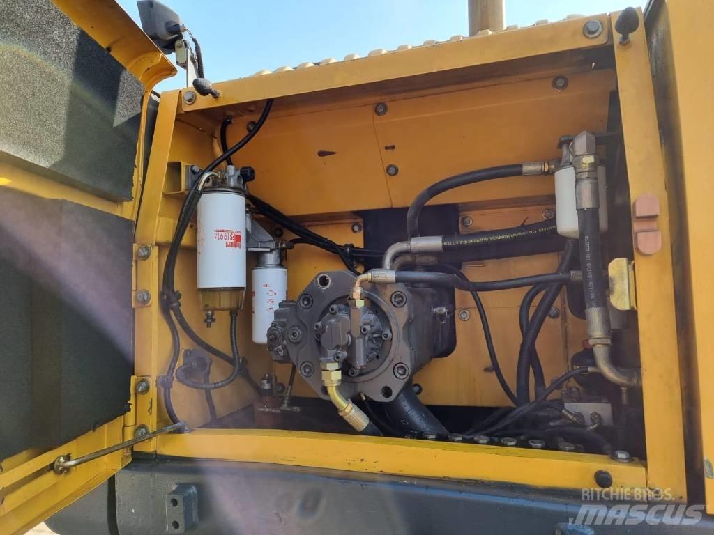 Volvo EC 290 C L Bageri guseničari